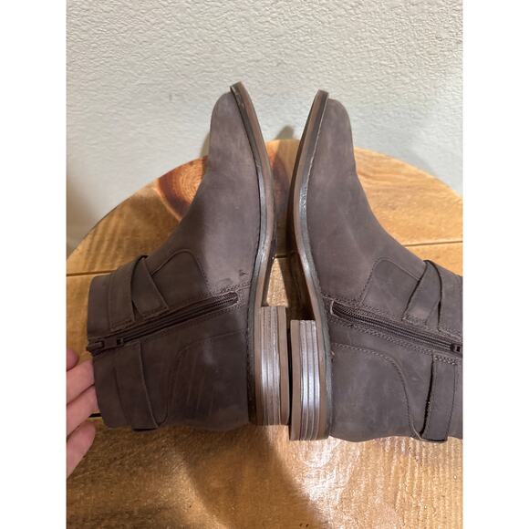 Clarks Women's Camzin Dime Ankle Boot size 7.5 brown - Picture 5 of 8